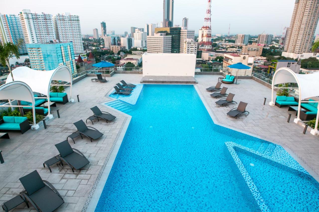 โรงแรม ลูเซนท์ เกซอนซิตี้ ภายนอก รูปภาพ